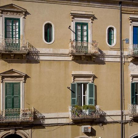 Ortigia Bridge Apartments Сиракузы Экстерьер фото