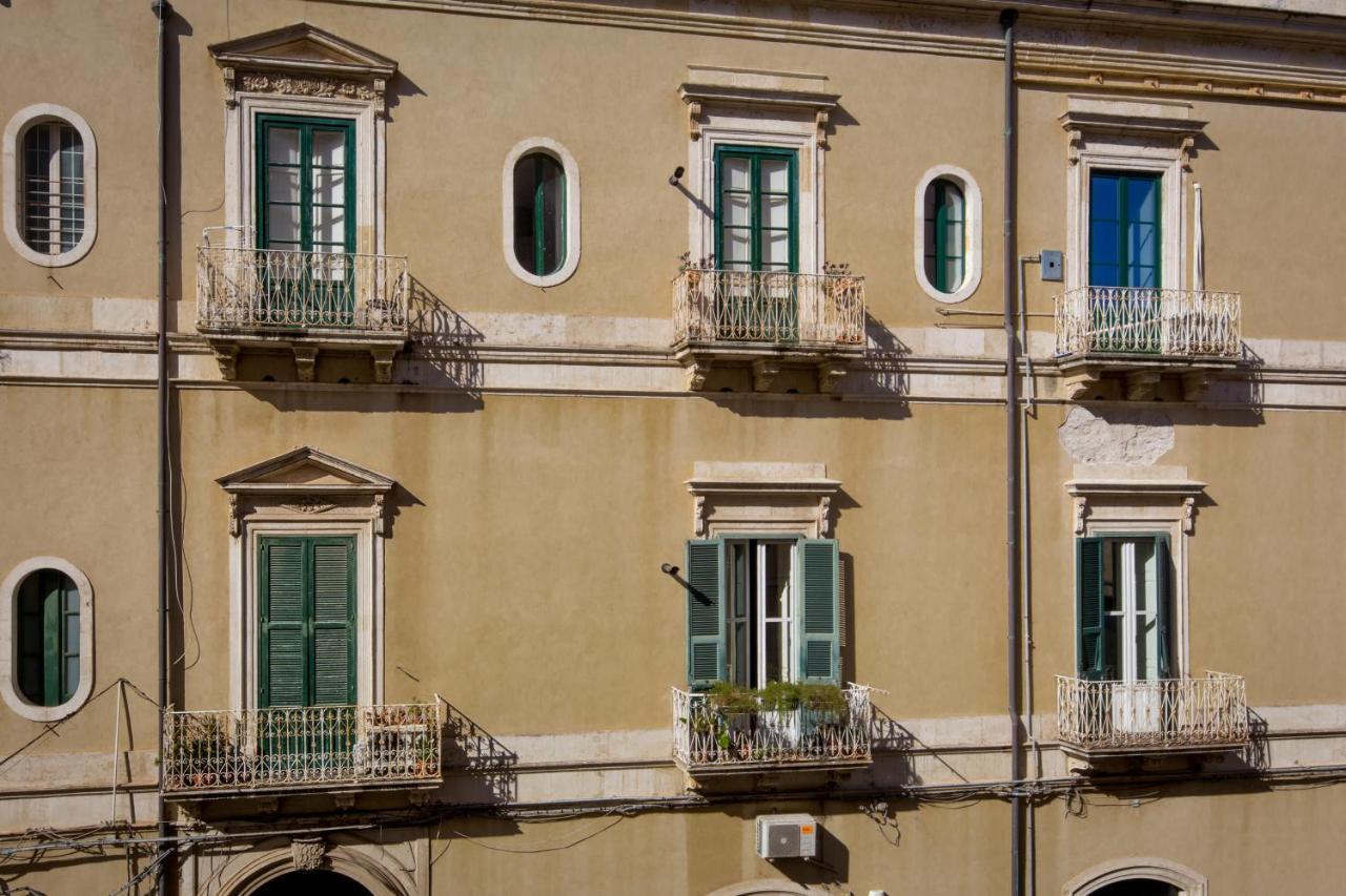 Ortigia Bridge Apartments Сиракузы Экстерьер фото